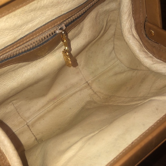 Vintage GUCCI Micro GG 1970’s Clamshell Hinged Shoulder Bag COA DUSTBAG RARE - Picture 7 of 17